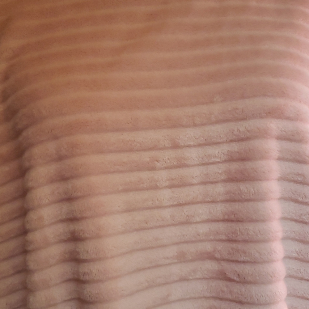 𝅺a.n.a.pink Soft Sweater NWOT - Picture 2 of 5